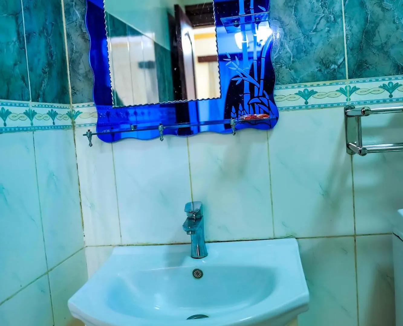Golden Court Hotel Kampala