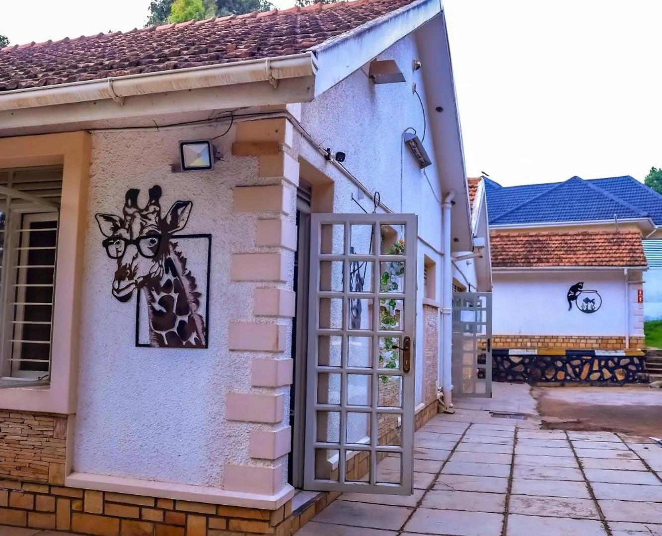 Golden Court Hotel Kampala