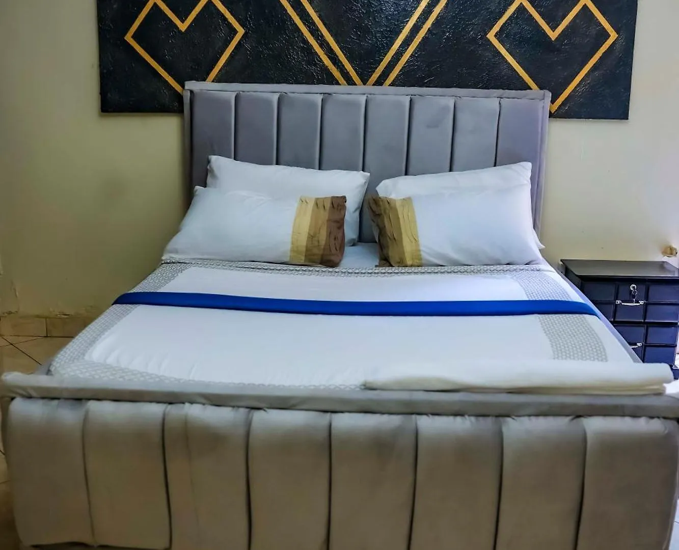 ****  Golden Court Hotel Kampala Uganda